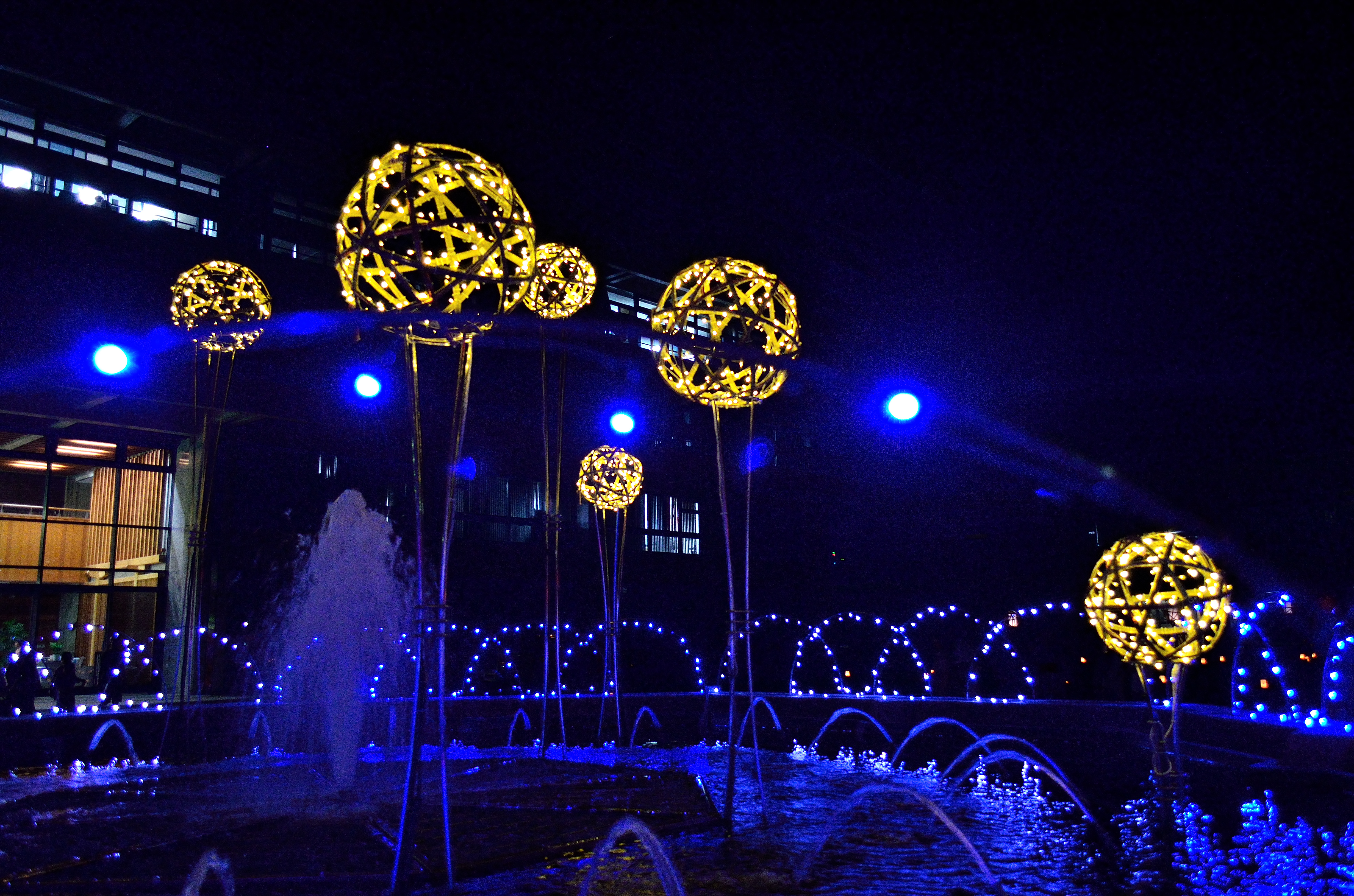 なら燈花会2013　奈良県庁前の噴水